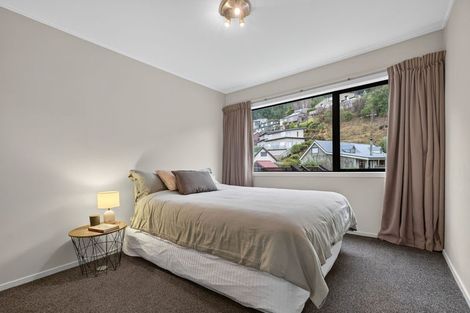 Photo of property in 6a Watts Road, Fernhill, Queenstown, 9300