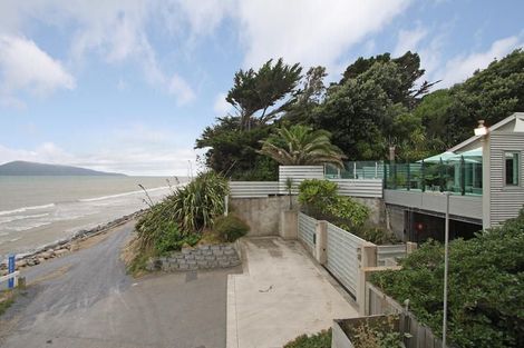 Photo of property in 6 The Esplanade, Raumati South, Paraparaumu, 5032