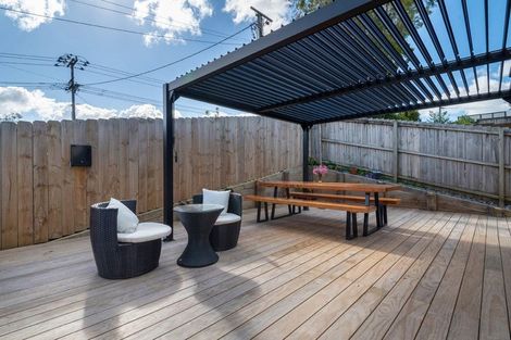 Photo of property in 1/20 Hart Road, Hauraki, Auckland, 0622