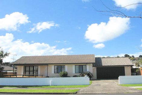 Photo of property in 2/17 De Quincey Terrace, Highland Park, Auckland, 2010