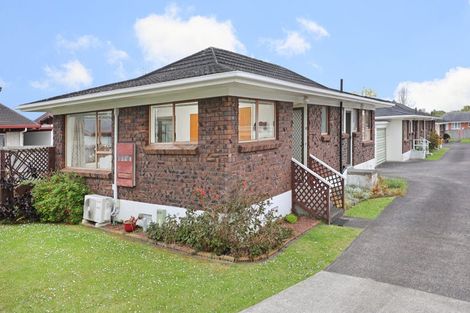 Photo of property in 1/33 Swanson Road, Henderson, Auckland, 0610