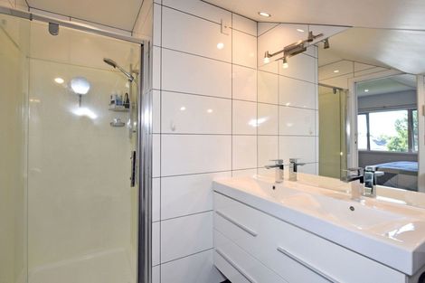 Photo of property in 5 Prince Street, Winton, 9720