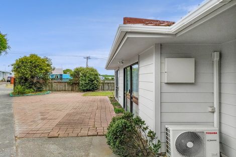 Photo of property in 23a Kauwhata Street, Himatangi Beach, Foxton, 4891