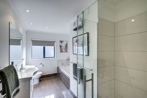 Photo of property in 11 Portland Place, Poraiti, Napier, 4112