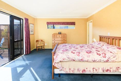 Photo of property in 16 Presidential Drive, Milson, Palmerston North, 4414