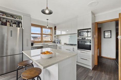 Photo of property in 16 Trentham Road, Papakura, 2110