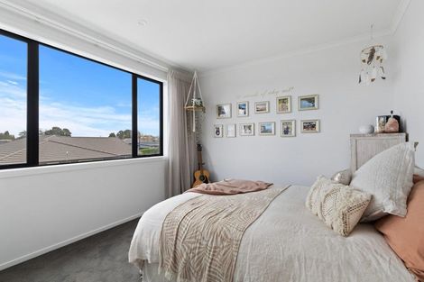 Photo of property in 14 Wyrall Way, Chartwell, Hamilton, 3210