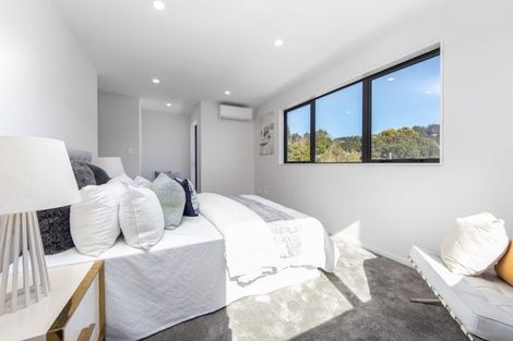 Photo of property in 3b Pendlebury Street, Green Bay, Auckland, 0604