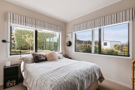 Photo of property in 103 Harbour View Road, Omokoroa, 3114