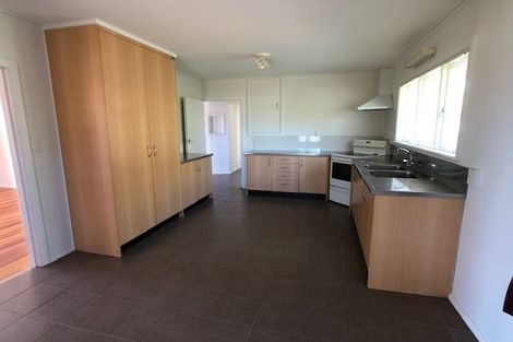 Photo of property in 4 Simpson Road, Ranui, Auckland, 0612