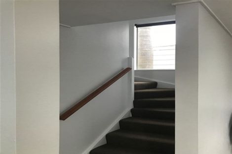 Photo of property in 2 Miles Avenue, Papatoetoe, Auckland, 2025