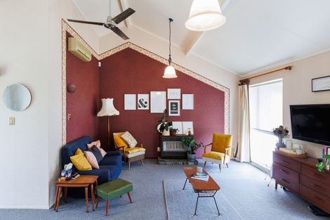 Photo of property in 2a Paradise Place, Milson, Palmerston North, 4414