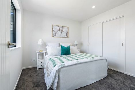 Photo of property in 49b Vera Road, Te Atatu South, Auckland, 0610