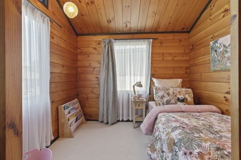 Photo of property in 5 Sunshine Place, Papakura, 2110