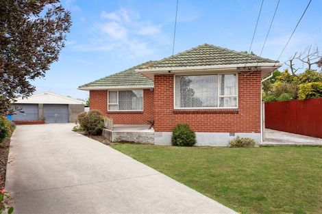 Photo of property in 32 Ontario Place, Wainoni, Christchurch, 8061