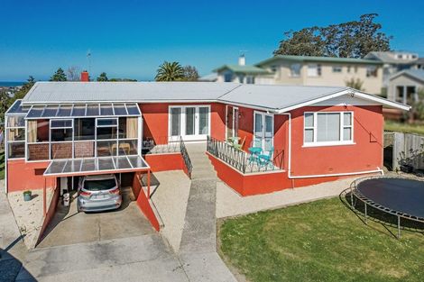 Photo of property in 90 Wansbeck Street, Holmes Hill, Oamaru, 9401