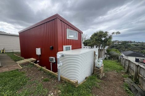 Photo of property in 51 Onewa Road, Northcote, Auckland, 0627
