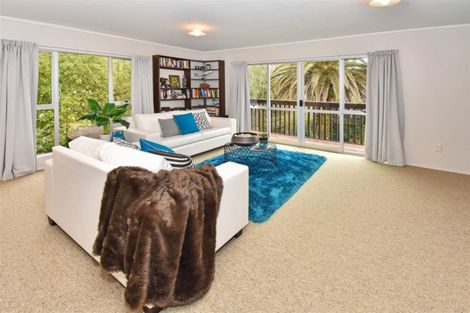 Photo of property in 73 Cherrington Road, Clevedon, Papakura, 2582