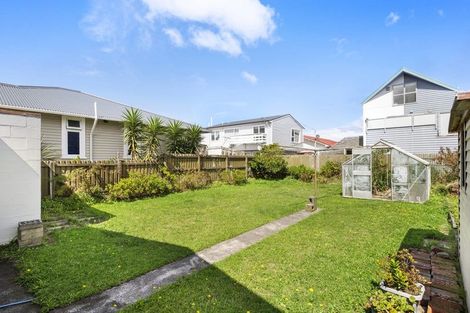 Photo of property in 43 Kemp Street, Kilbirnie, Wellington, 6022
