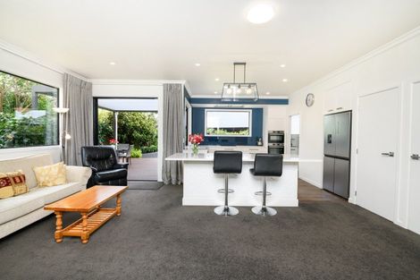 Photo of property in 9 Awatea Terrace, Hokowhitu, Palmerston North, 4410