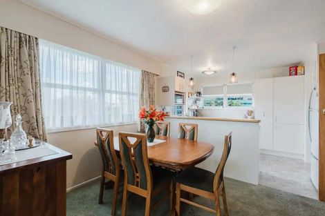 Photo of property in 49 Garden Heights Avenue, Glenview, Hamilton, 3206