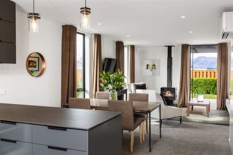 Photo of property in 52 Mount Linton Avenue, Wanaka, 9305