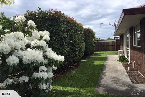 Photo of property in 2/395 Ilam Road, Bryndwr, Christchurch, 8053