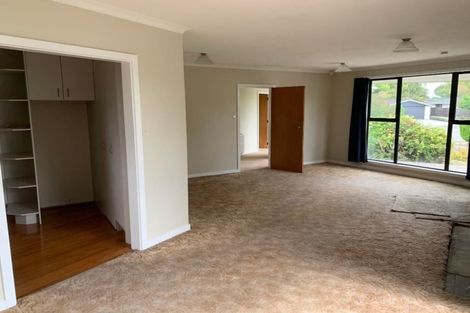 Photo of property in 17 Ostend Place, Avonhead, Christchurch, 8042