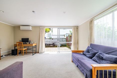 Photo of property in 4a Kent Crescent, Awapuni, Palmerston North, 4412