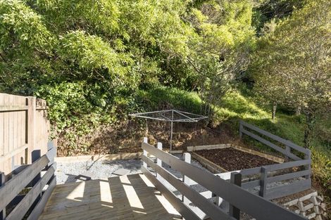 Photo of property in 85a Mulberry Street, Normandale, Lower Hutt, 5010