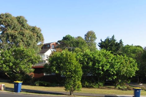 Photo of property in 1/102 Oaktree Avenue, Browns Bay, Auckland, 0630