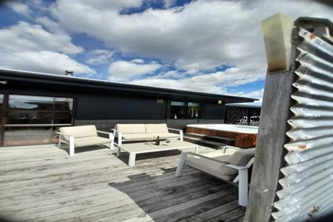 Photo of property in 992 Paerata Road, Paerata, Drury, 2676