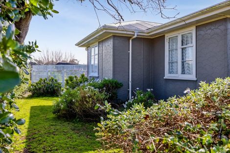 Photo of property in 30 Leicester Street, Patea, 4520
