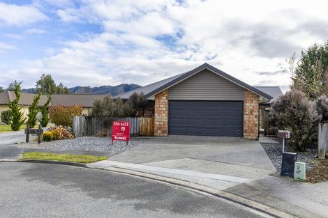 Photo of property in 9 Wicken Place, Reefton, 7830