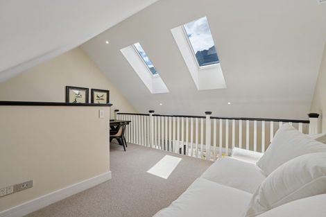 Photo of property in 40 Cunninghams Drive, Jacks Point, Queenstown, 9371