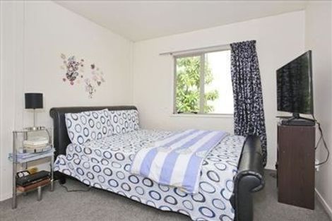 Photo of property in Emery Gardens, 5/4 Ambrico Place, New Lynn, Auckland, 0600
