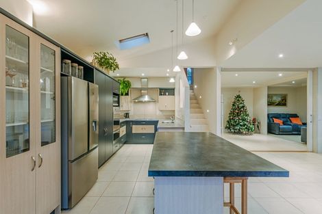 Photo of property in 47 Ruapehu Drive, Fitzherbert, Palmerston North, 4410