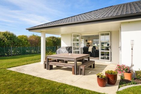 Photo of property in 137 Mount Taylor Drive, Feilding, 4775