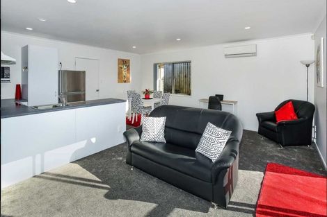 Photo of property in 4/271 Queen Street, Pukekohe, 2120