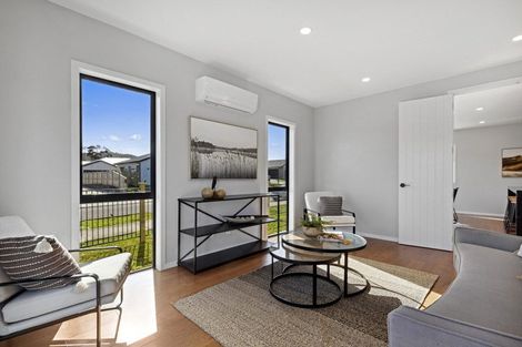 Photo of property in 11 Lewis Younie Road, Kumeu, 0810