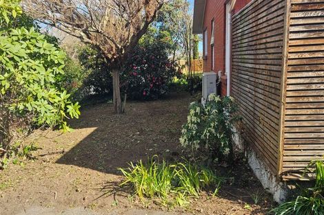 Photo of property in 51 Grahams Road, Ilam, Christchurch, 8041