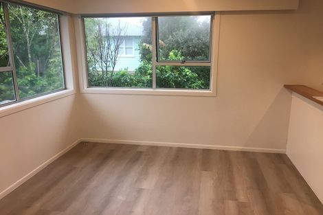 Photo of property in 87 Waimumu Road, Massey, Auckland, 0614