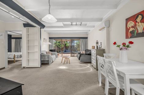 Photo of property in 807 Avenue Road East, Parkvale, Hastings, 4122