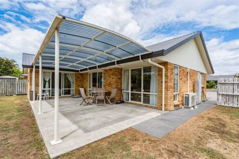 Photo of property in 34 Bermuda Place, One Tree Point, 0118