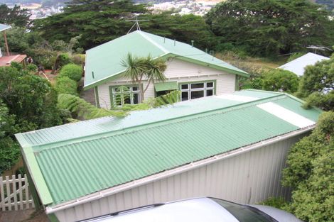 Photo of property in 5 Priscilla Crescent, Mornington, Wellington, 6021