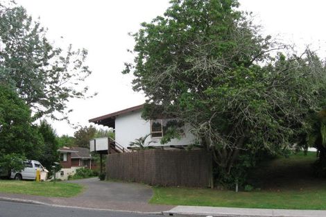 Photo of property in 2/35 Glamorgan Drive, Torbay, Auckland, 0630