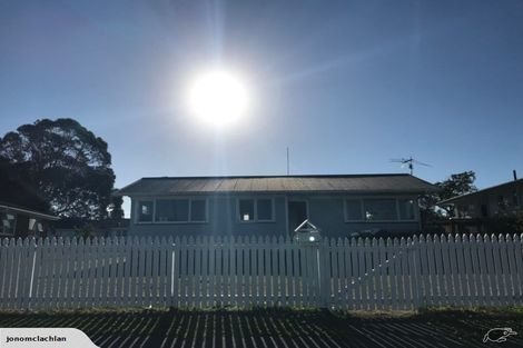 Photo of property in 12 Mascot Avenue, Mangere, Auckland, 2022