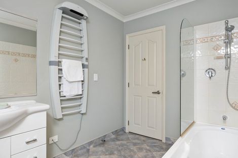 Photo of property in 2a Second Street, Lansdowne, Masterton, 5810