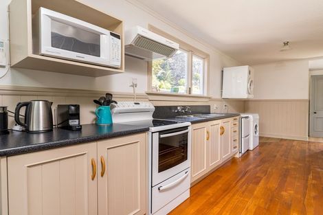 Photo of property in 33 Mihiwaka Road, Long Beach, Port Chalmers, 9081