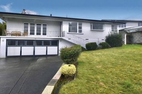 Photo of property in 9 Puriri Crescent, Lansdowne, Masterton, 5810